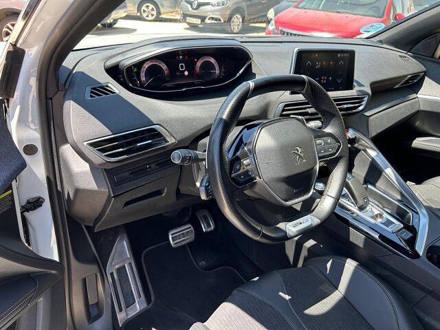 PEUGEOT 5008 GT LINE 1.5 BLUE HDI AUTO SPANISH LHD IN SPAIN 80K 7 SEATS SUPERB 2019